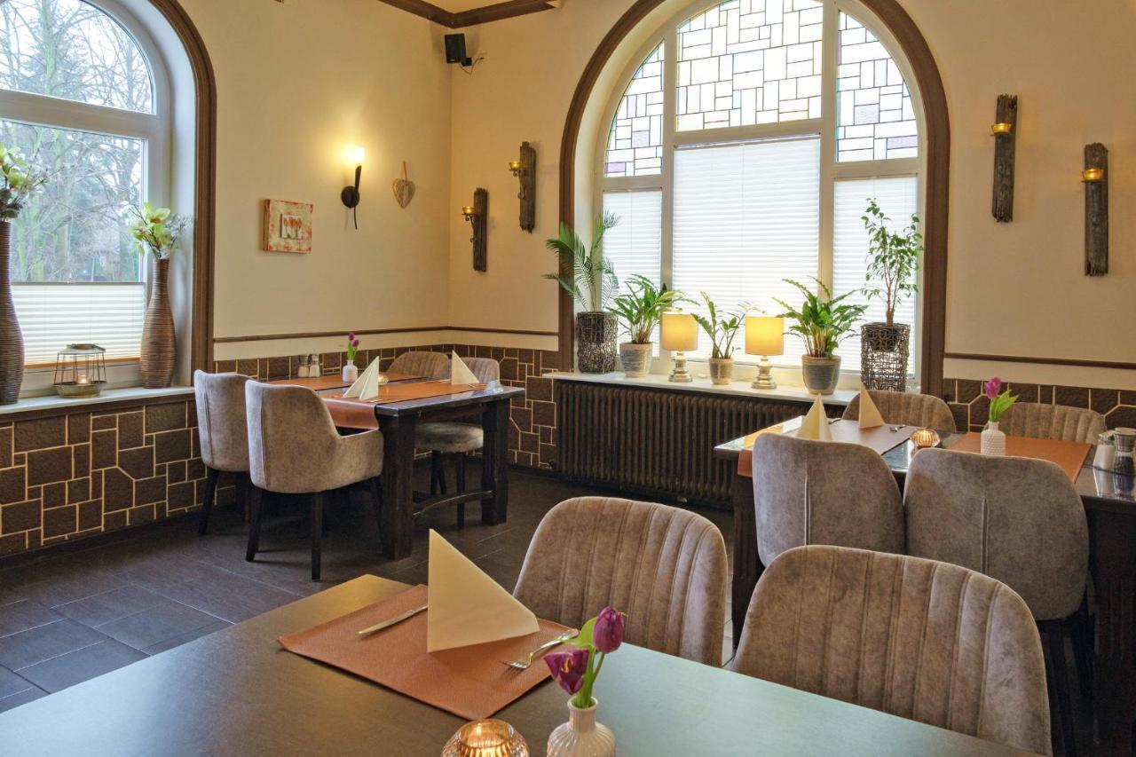 Hotel-Restaurant Holsteiner Hof غيزتاخت المظهر الخارجي الصورة
