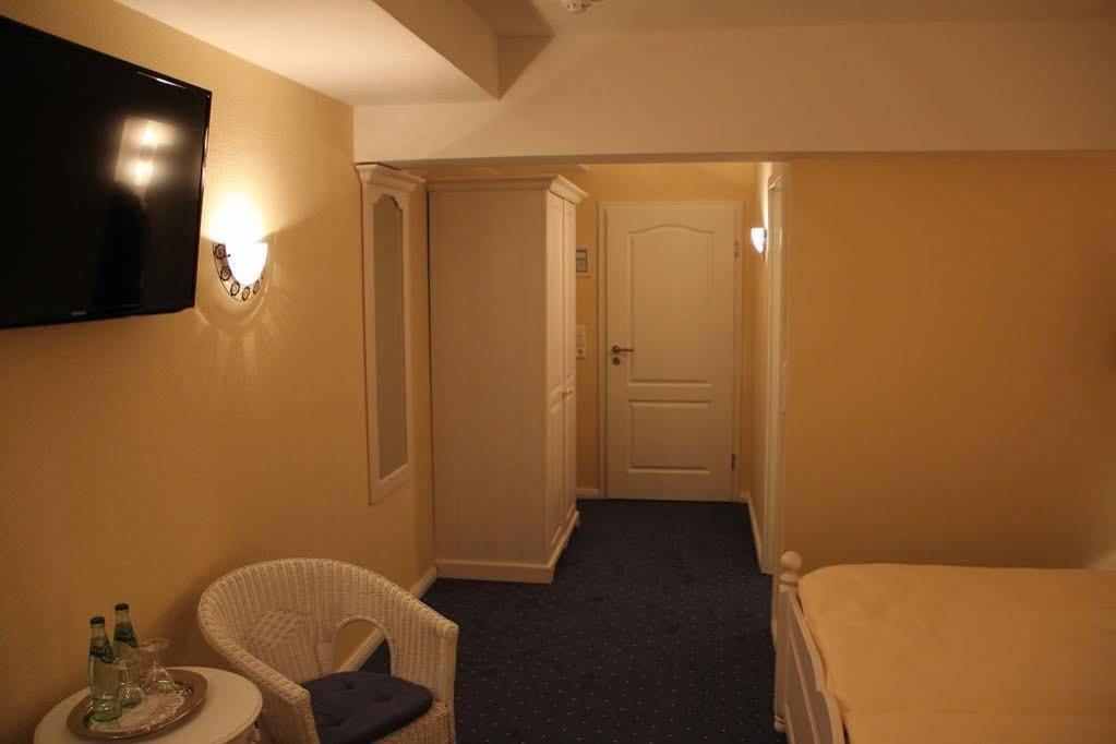 Hotel-Restaurant Holsteiner Hof غيزتاخت المظهر الخارجي الصورة
